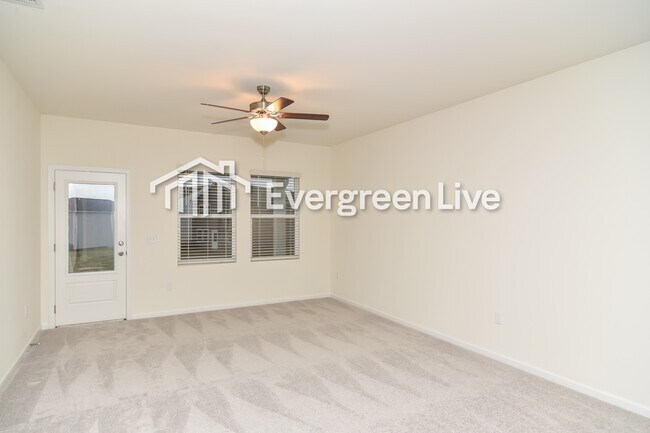 Building Photo - 1067 Large Poppy Dr