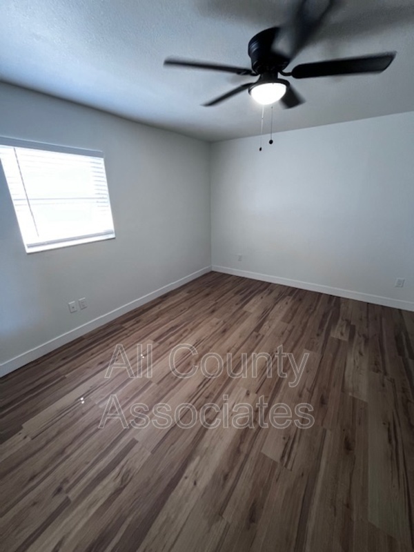 Building Photo - 2273 Norman Dr
