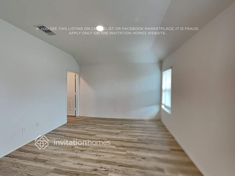 Building Photo - 24123 Laurel Farms Dr