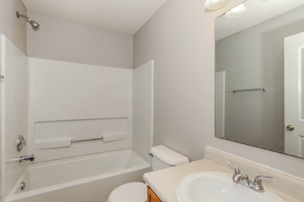 Building Photo - 2371 Summerwood Ln