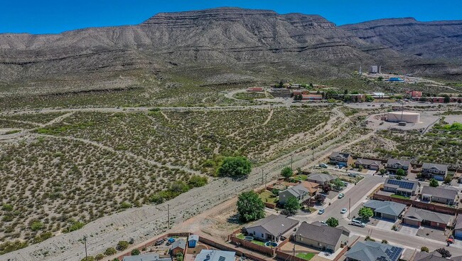 Building Photo - 2431 Wyatt Way