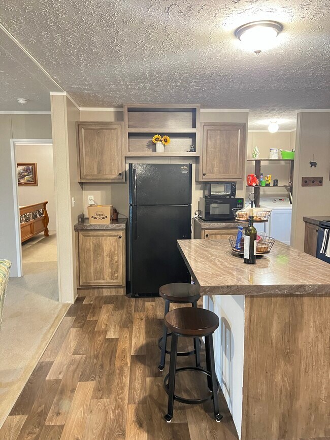 Building Photo - 2634 Cedar Creek Rd