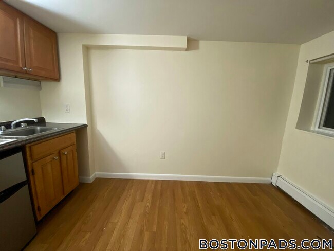 Building Photo - 51 S Huntington Ave