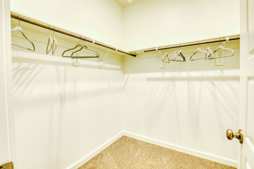 Building Photo - 3110 Moontide Ln