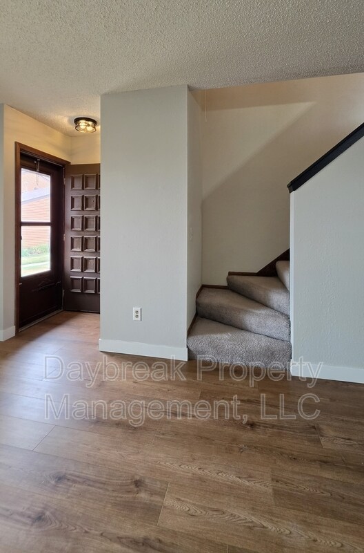 Building Photo - 2229 4th Ave S
