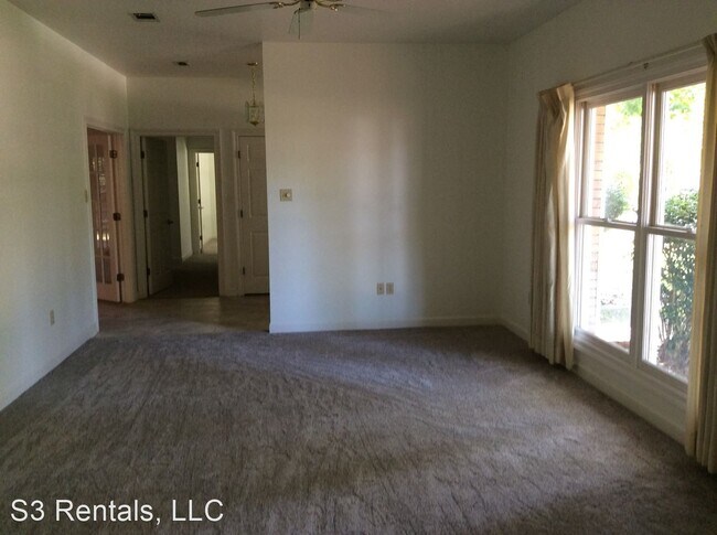 Building Photo - 4 br, 3 bath House - 2542 Brighton Circle