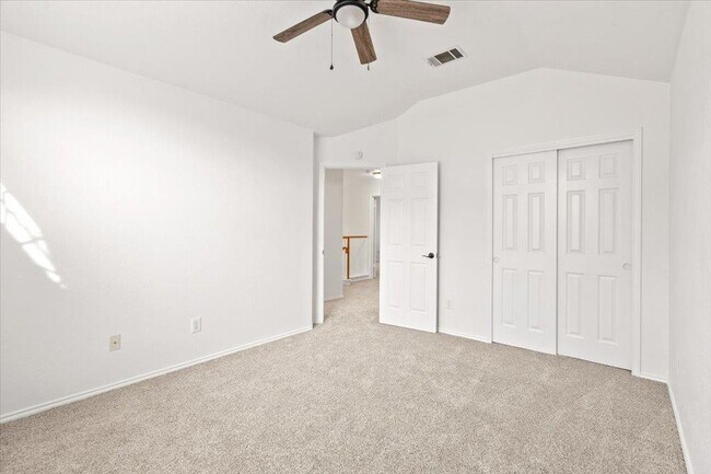 Building Photo - 15423 Quinley Dr