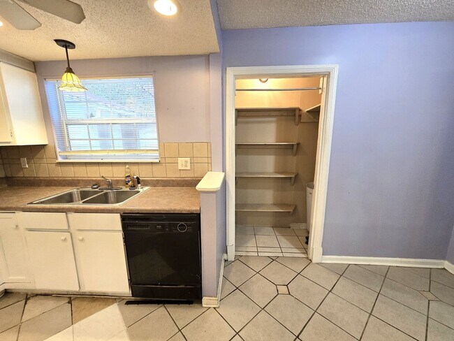 Building Photo - Rent Includes ALL utilities, yard maintenance and Wifi