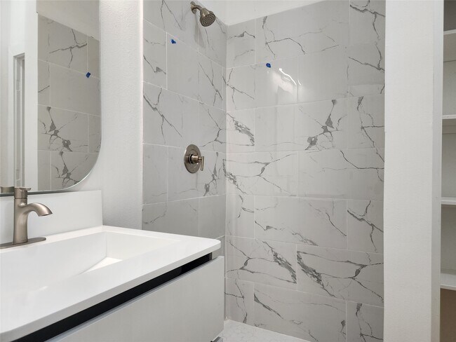 Building Photo - 3411 St Emanuel St