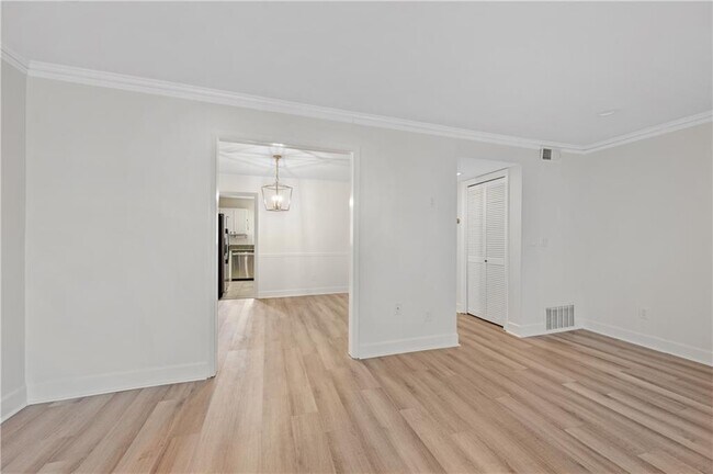 Building Photo - 1771 Defoor Ave NW