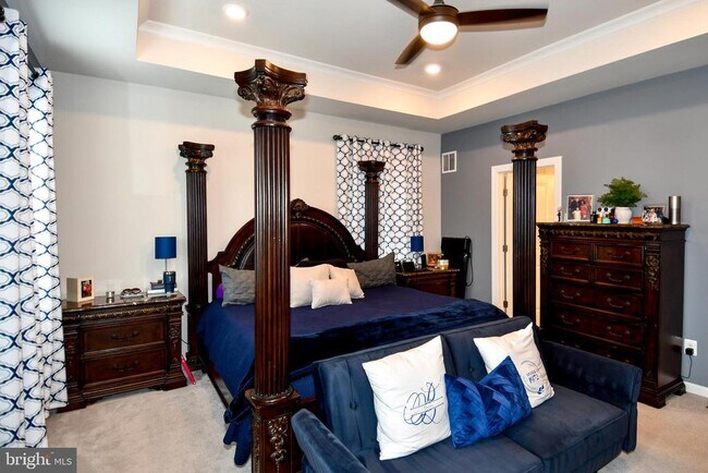 Building Photo - 20739 Heron Landing Dr