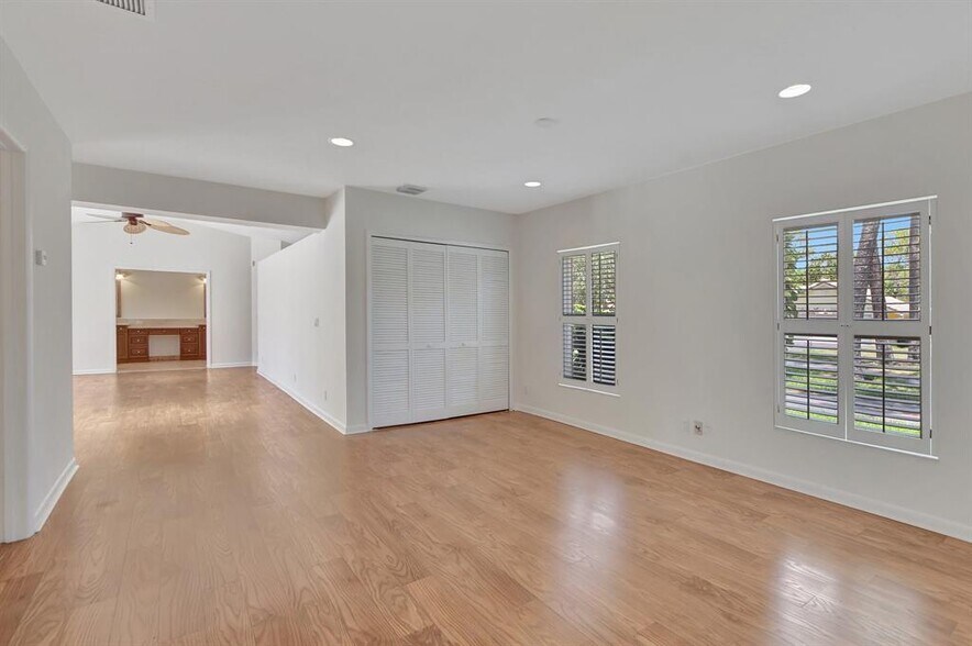 Building Photo - 11106 Whispering Pines Ln