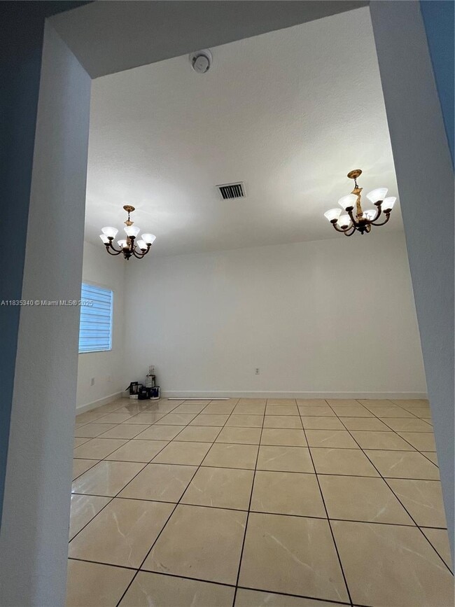 Building Photo - 8320 SW 150th Ave
