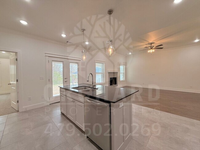 Building Photo - 15 Lochgilphead Ln