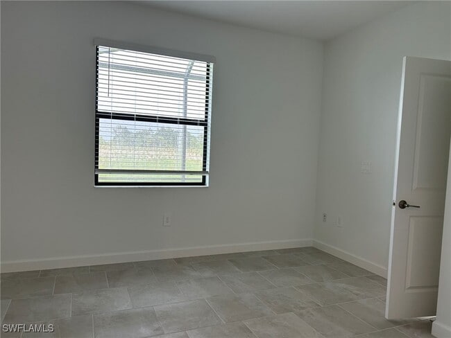 Building Photo - 19548 Hinkley Dr