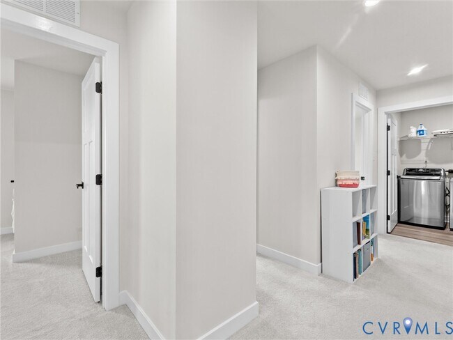 Building Photo - 8762 Kingsland Pk Ter