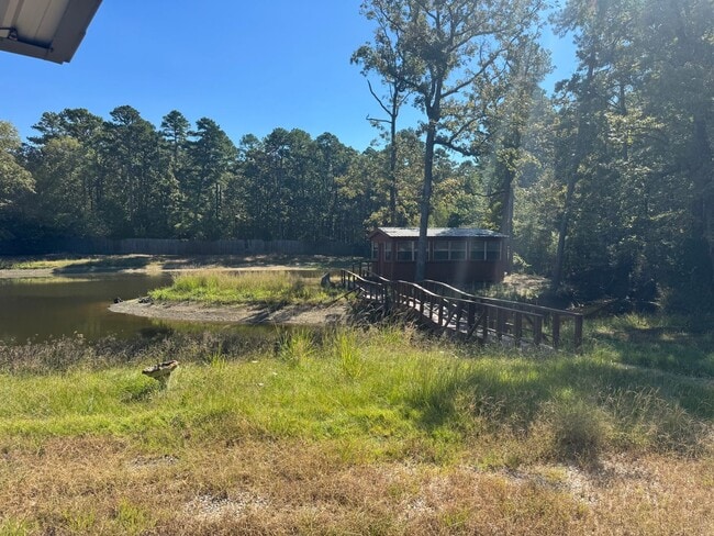 Building Photo - Getaway in the woods - Winnsboro