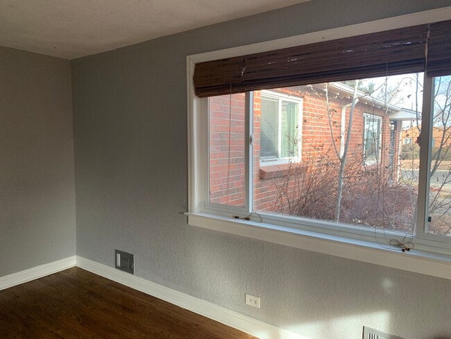 Building Photo - 3541 Olive St