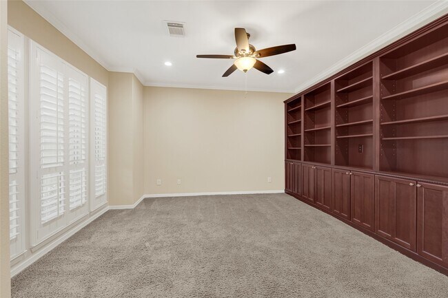 Building Photo - 3906 Point Cuero Ct