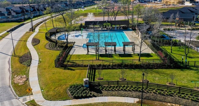 Building Photo - 31319 Black Frst Xing