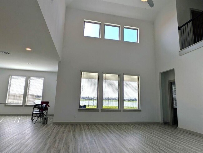 Building Photo - 6219 Pelican Ridge Wy