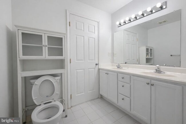 Building Photo - 14020 Jump Dr