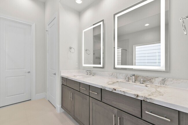 Building Photo - Bikes, Bars & Bliss – Rent This City Retreat!