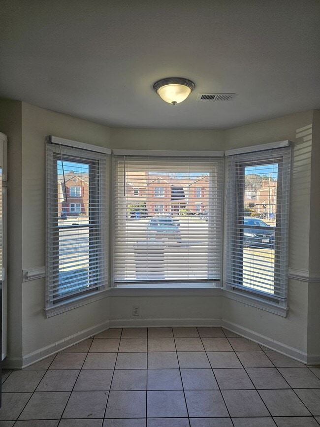 Building Photo - 304 Boerum Ct