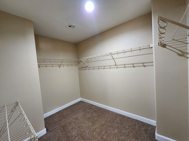 Building Photo - Desirable 3 Bedroom Home at Inspirada Community