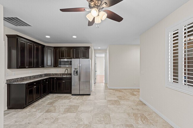 Building Photo - Beautiful West Vegas Home With Next Gen Suite
