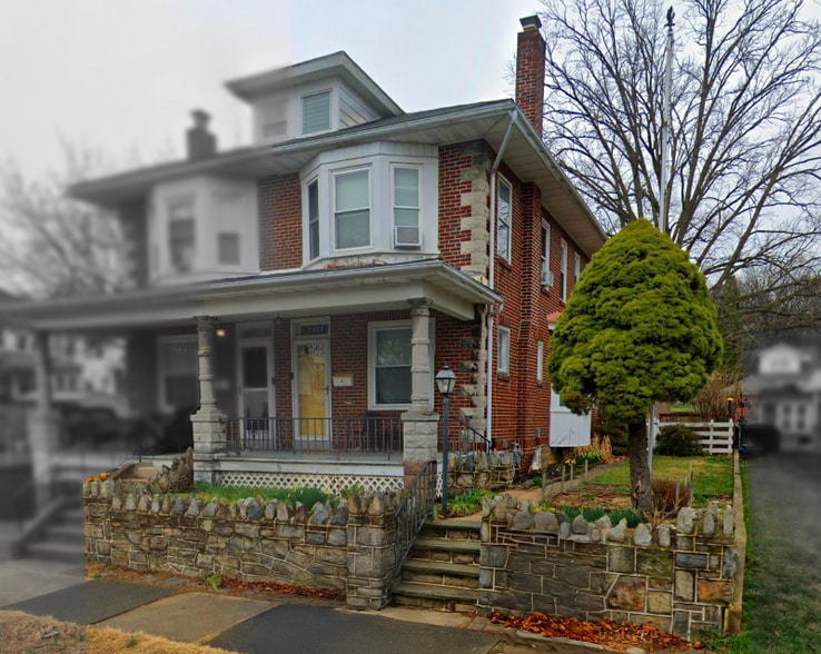 Primary Photo - 2409 Spring St