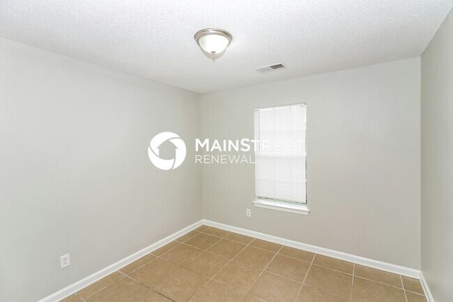Building Photo - 3 Bedroom Pet-Friendly Home in Cordova, TN with Main Street Renewal