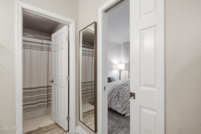 Building Photo - 11515 N 91st St