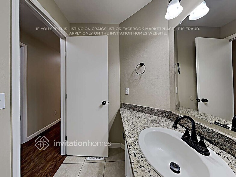 Building Photo - 7212 201st St E