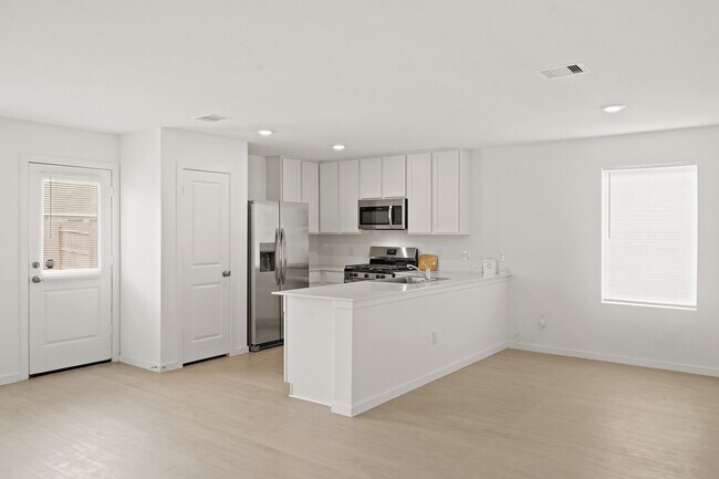 Building Photo - 26727 Feather Reed Dr