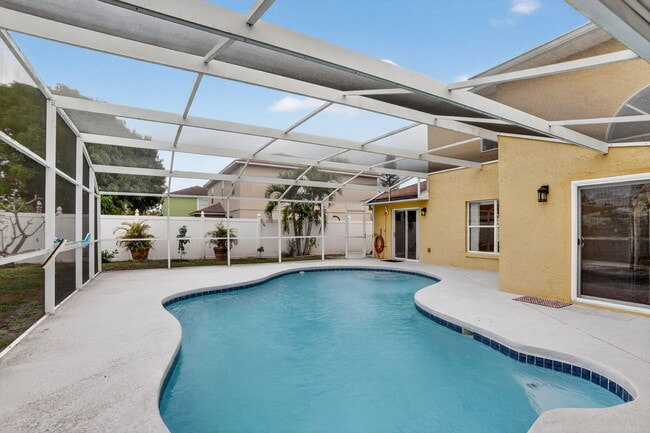 Building Photo - 14912 White Magnolia Ct