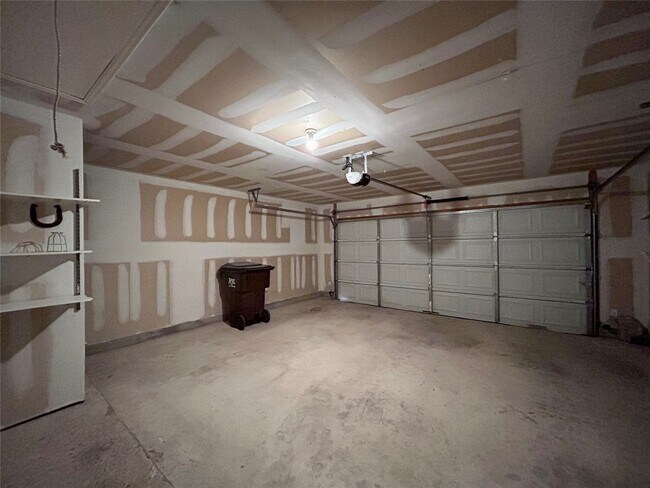 Building Photo - 2037 Rachel Ln