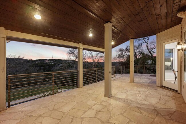 Building Photo - 7905 Brightman Ln