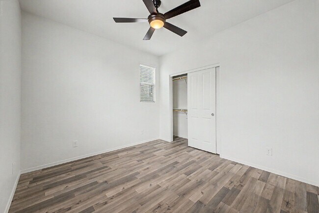 Building Photo - 2540 N 149th Ave