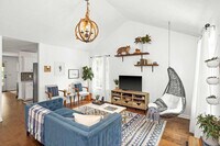 Building Photo - 3842 Hutson Ave