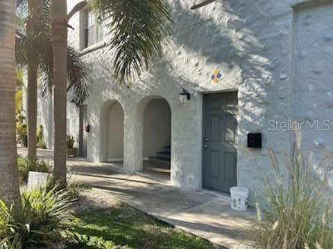 Primary Photo - 2305 W Texas Ave
