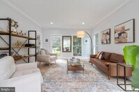 Building Photo - 7017 Helmsdale Ct