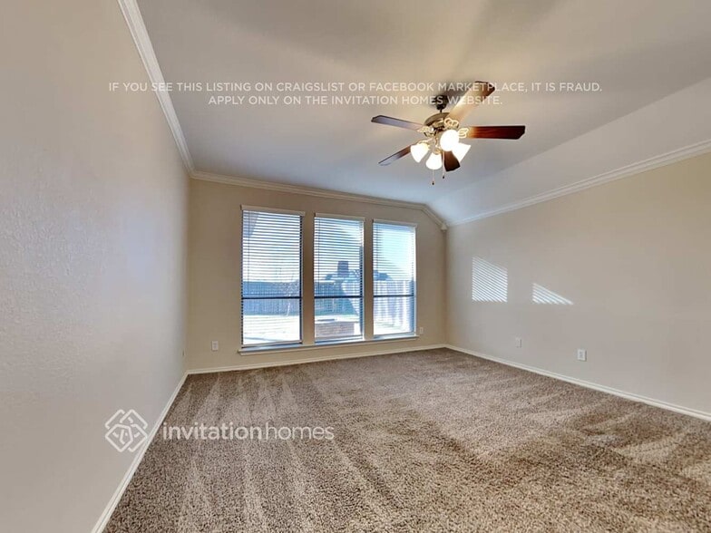 Building Photo - 10645 Devinstone Dr