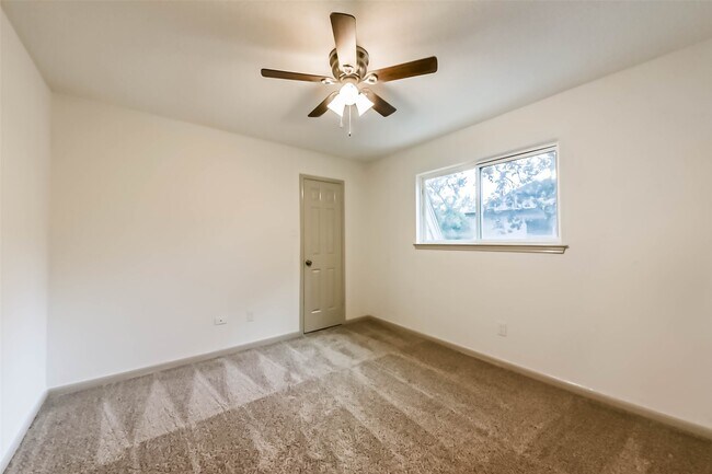 Building Photo - 4214 Brightwood Dr