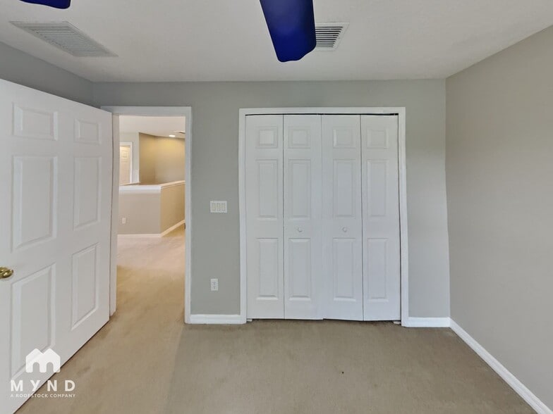 Building Photo - 1460 Travertine Terrace