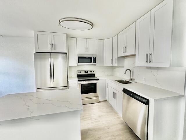 Building Photo - 349 Fanshaw I