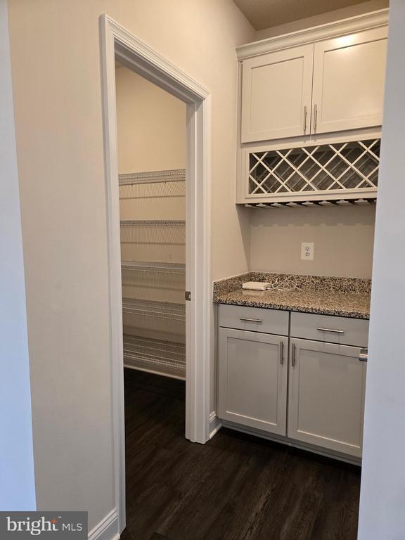 Building Photo - 24719 Chester Ln