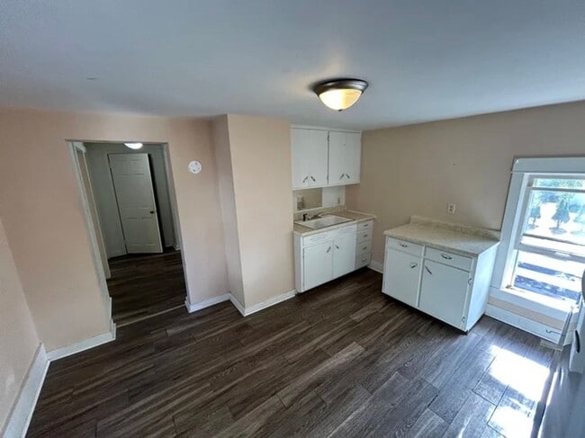 Building Photo - 306 Humboldt Ave