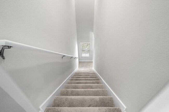 Building Photo - Like New Home For Rent in Touchstone!