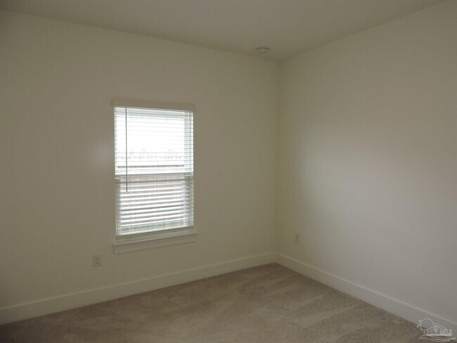 Building Photo - 6521 Paso Fino Dr
